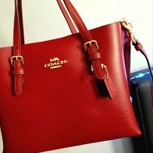 Coach Mollie tote NWOT